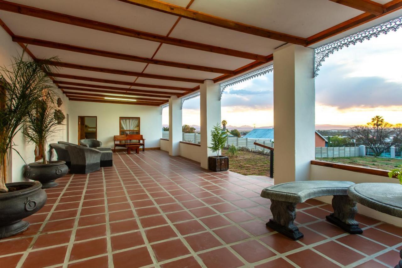 Ravenscliff White House Oudtshoorn Exterior foto